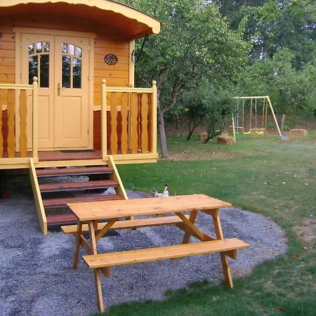 Les Roulottes De Saint-sulpice منزل ريفي