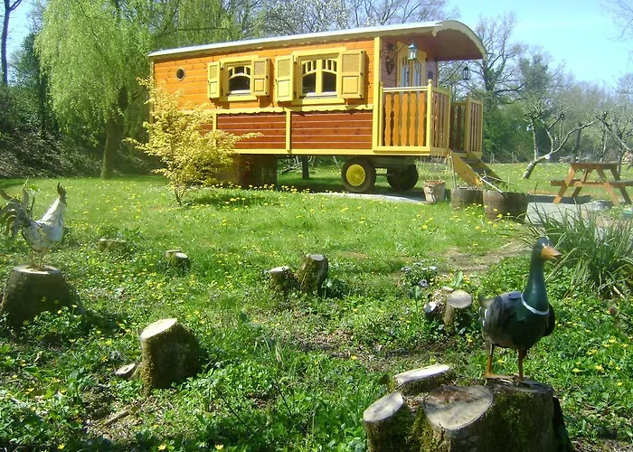 Les Roulottes De Saint-sulpice Saint-Sulpice-en-Pareds