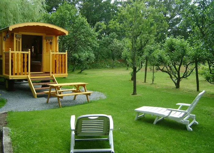 Landhaus Les Roulottes De Saint-sulpice *